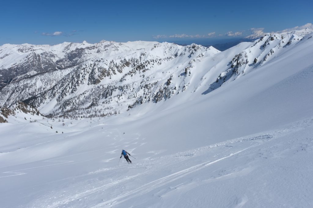 La Haute Route du Mercantour, sur les traces du Loup en ski de randonnée