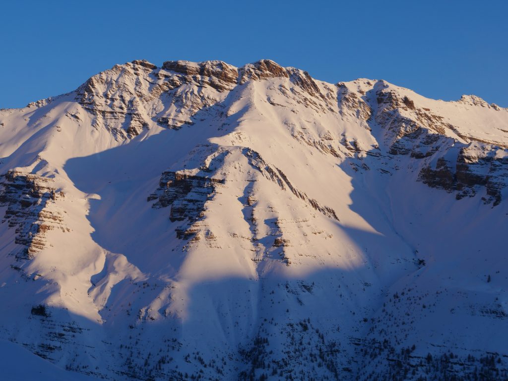 Raid à ski sauvage dans les Hautes Alpes