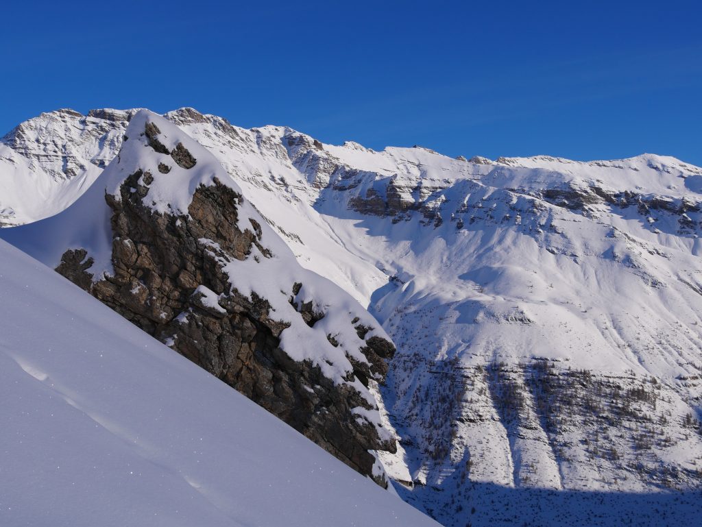 Raid à ski sauvage dans les Hautes Alpes